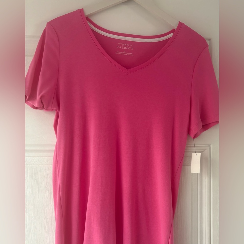 Talbots Fuchsia V-Neck Short Sleeve Top